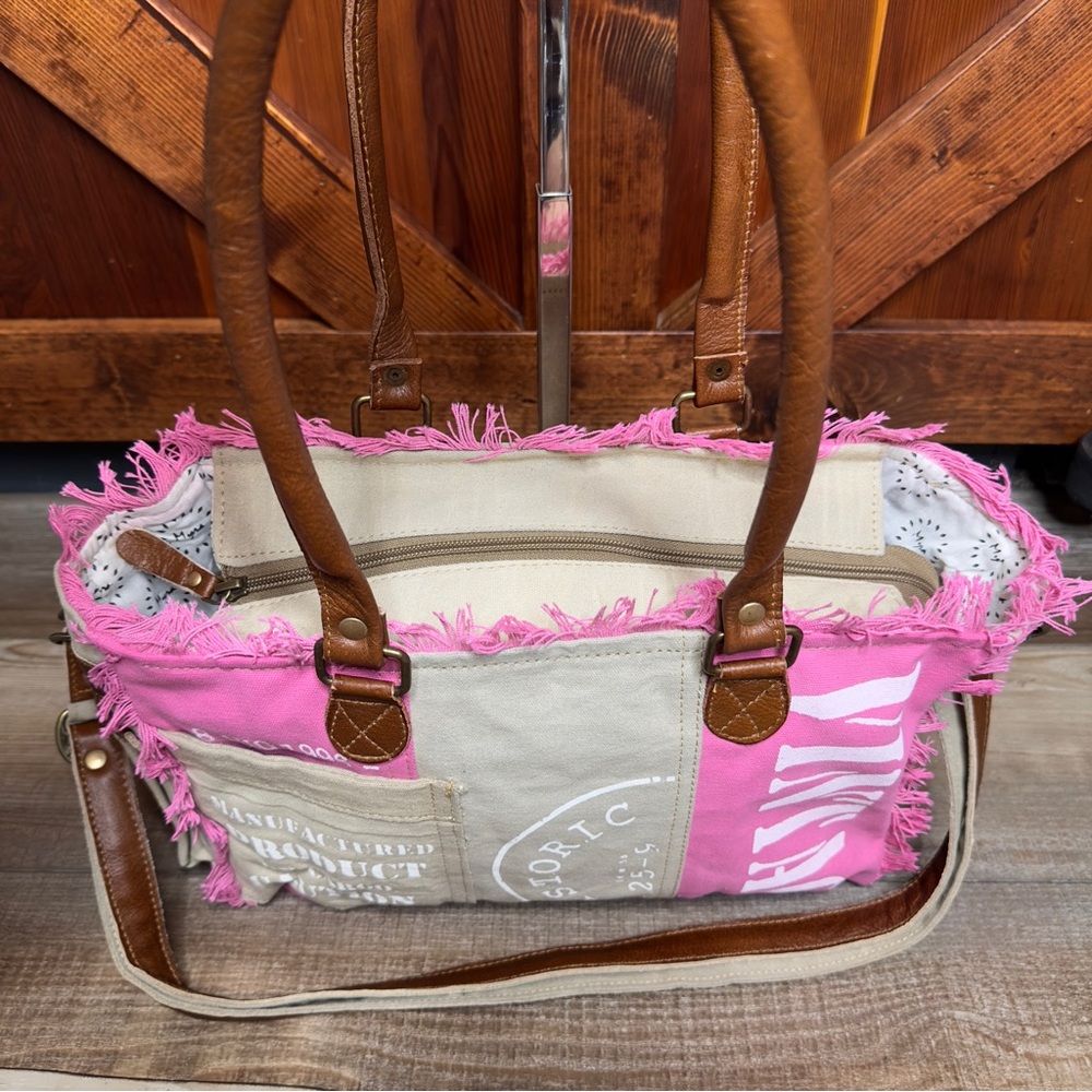 Myra Bag Queen Creek Upcycled Tote Shoulder Purse Canvas Bag Vintage Handbag - Picture 10 of 10